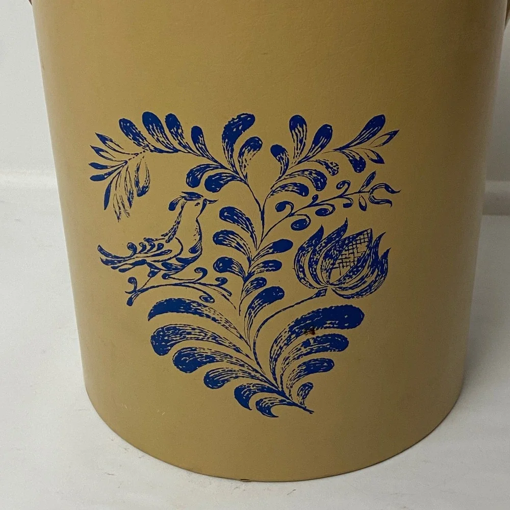 Vintage Georges Briard Ice Bucket American‎ Country Pottery Blue Design 1960's